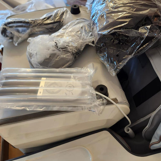 iBooMas Used R8606 Massage Chair White